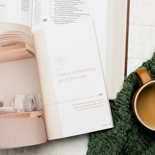 Thirty Truths For Common Lies For Women Booklet-Devotionals-The Daily Grace Co-Motis & Co Boutique, Women's Fashion Boutique in Carthage, Missouri