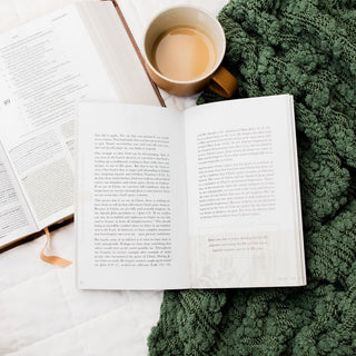 Thirty Truths For Common Lies For Women Booklet-Devotionals-The Daily Grace Co-Motis & Co Boutique, Women's Fashion Boutique in Carthage, Missouri