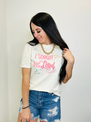 I Sought The Lord Graphic Tee-Graphic Tees-Dash Forward-Motis & Co Boutique, Women's Fashion Boutique in Carthage, Missouri
