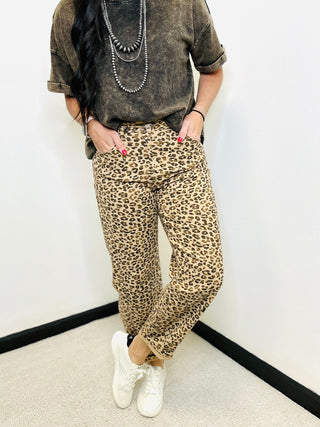 Bentley Cropped Leopard Print Barrel Jeans-Jeans-Risen-Motis & Co Boutique, Women's Fashion Boutique in Carthage, Missouri