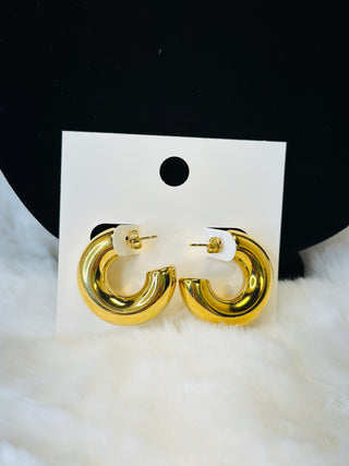 Chuck Chunky Smooth Hoops-Earrings-ChanSutt-Motis & Co Boutique, Women's Fashion Boutique in Carthage, Missouri