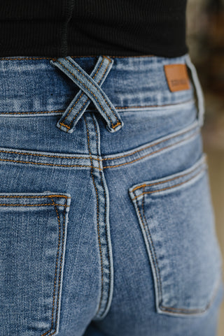 Elsie High Rise Double Button Wide Leg Jeans-Jeans-Ave Shops-Motis & Co Boutique, Women's Fashion Boutique in Carthage, Missouri