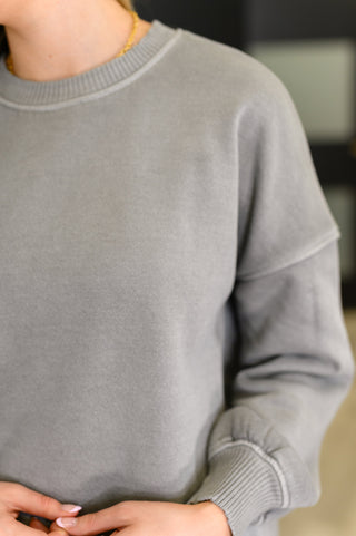 Talk Cozy to Me Stepped Hem Pullover in Sleet-Pullovers-Ave Shops-Motis & Co Boutique, Women's Fashion Boutique in Carthage, Missouri
