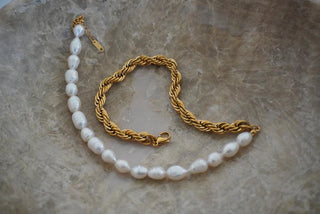 Willow Gold and Pearl Necklace-Necklaces-ChanSutt-Motis & Co Boutique, Women's Fashion Boutique in Carthage, Missouri
