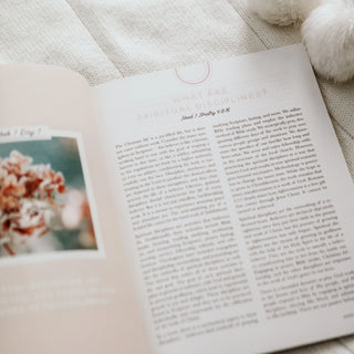 Growing in Grace Spiritual Study-Devotionals-The Daily Grace Co-Motis & Co Boutique, Women's Fashion Boutique in Carthage, Missouri
