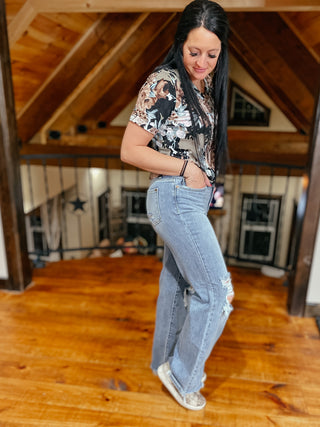 Rose High Rise 90's Straight Jeans in Light Wash-Jeans-Ave-Motis & Co Boutique, Women's Fashion Boutique in Carthage, Missouri